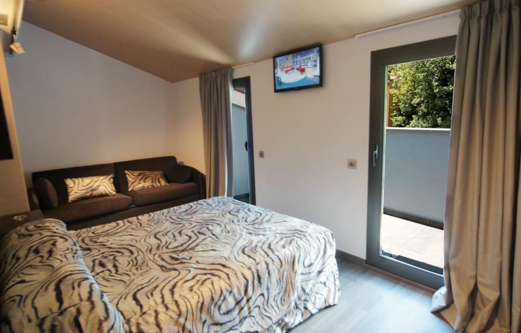 Hotel 9 Sant Antoni ريب دي فريزر الغرفة الصورة