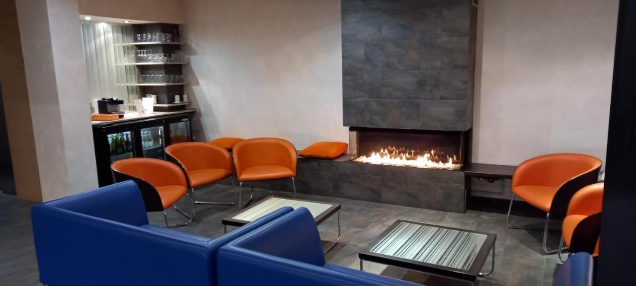 Hotel 9 Sant Antoni ريب دي فريزر المظهر الخارجي الصورة