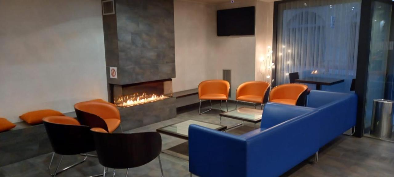 Hotel 9 Sant Antoni ريب دي فريزر المظهر الخارجي الصورة